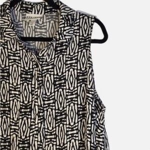 Ava & Viv Monochrome Patterned Blouse